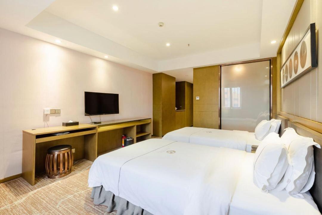 Lnsail Hotel Shenzhen Luohu Port Railway Station Екстериор снимка