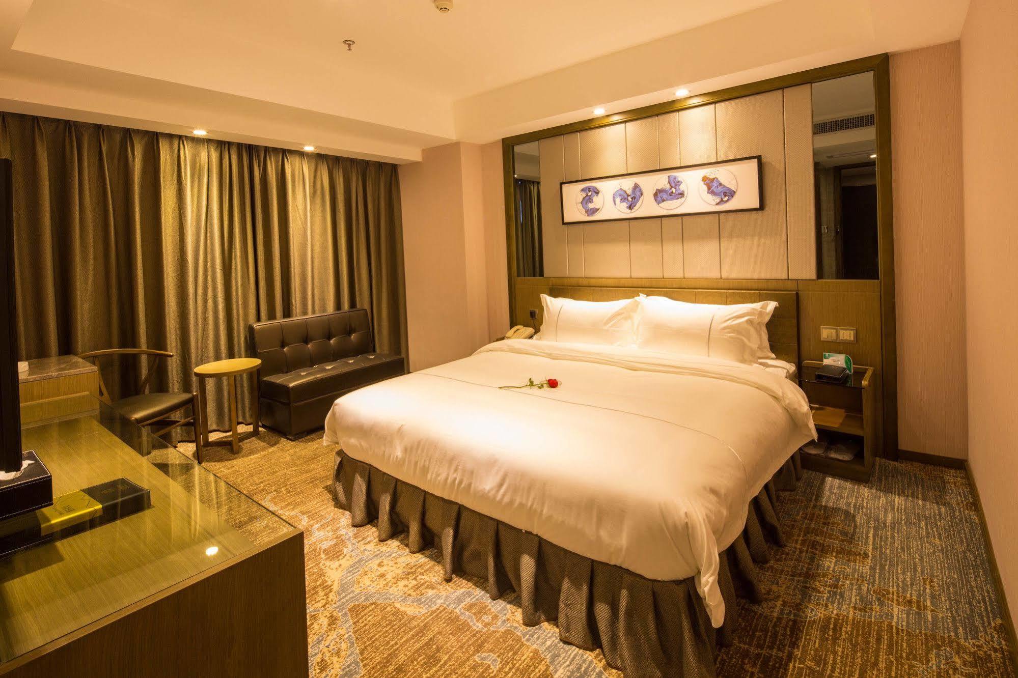 Lnsail Hotel Shenzhen Luohu Port Railway Station Екстериор снимка